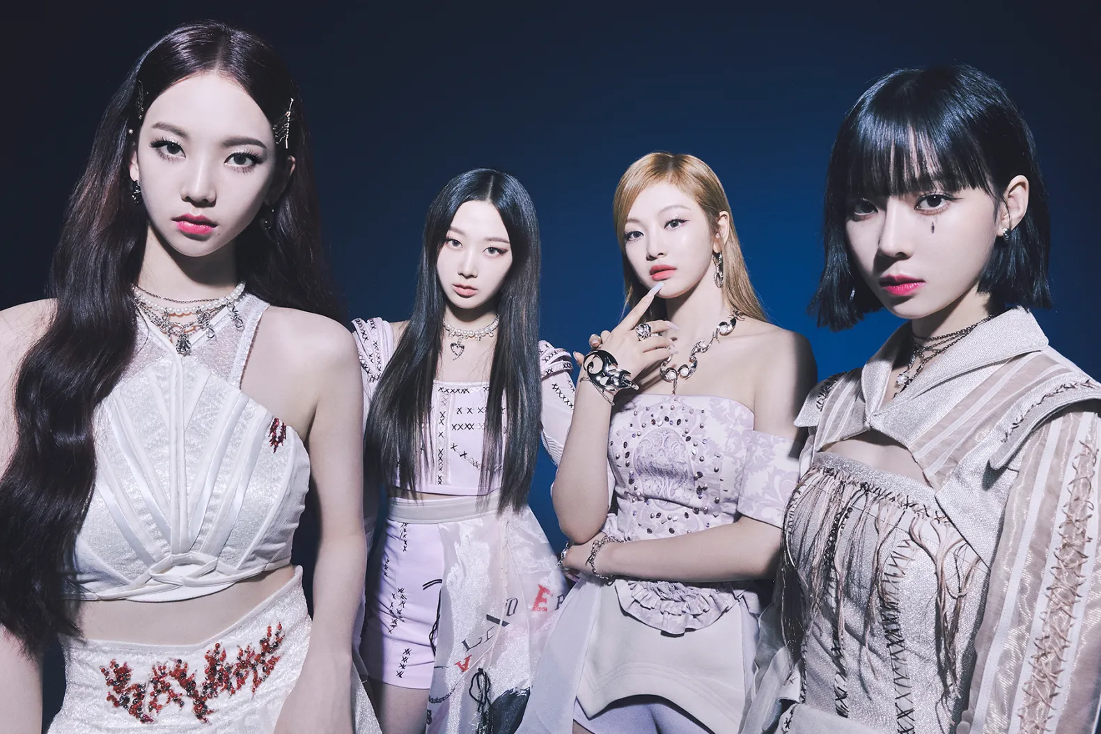 K-Pop aespa: Sejarah, Konsep, dan Pengaruh Global