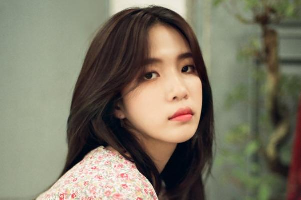 Perjalanan Karir Soda (Kim Na-young): Dari Gugudan hingga Panggung Solo