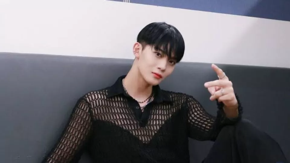 Comeback MEOVV Dan BAE JIN YOUNG Oktober 2025: Tracklist Dan Jadwal Lengkap Yang Bikin Fans Histeris! π΅